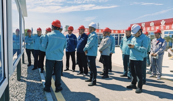 张恒董事长陪同国网山东省电力k体育(中国)孙岗副总经理视察曹州变扩建工程