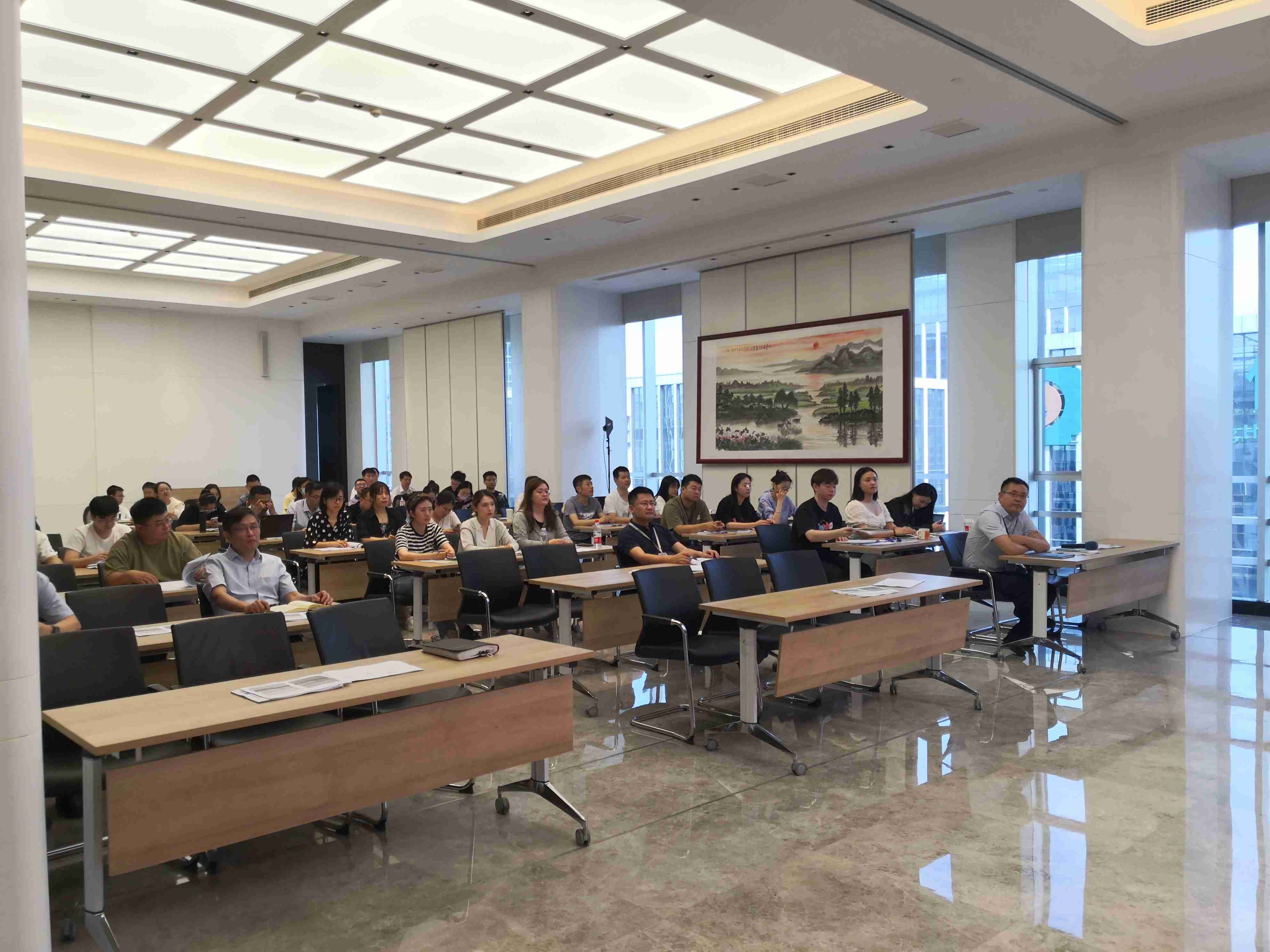 k体育(中国)首期高学术系列培训讲座顺利举办