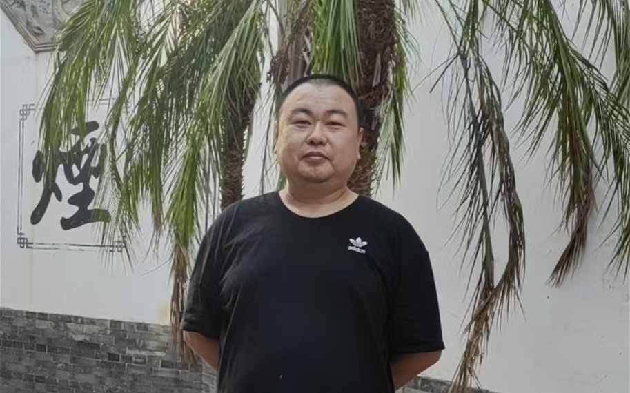 2024年优秀一线员工——招标采购部 李松